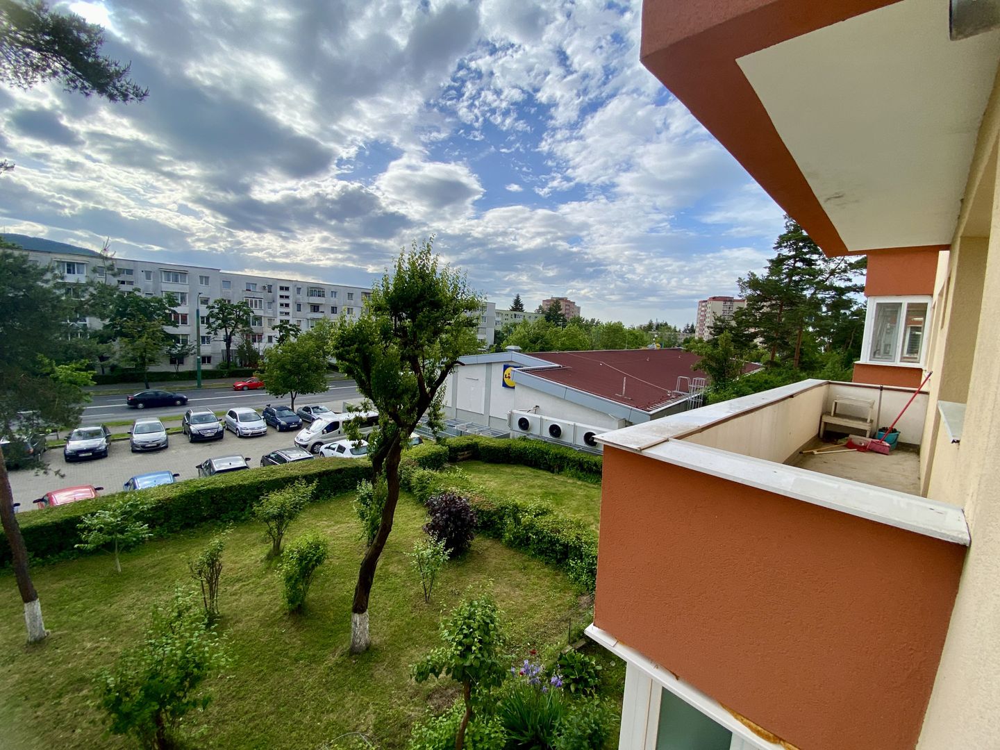 Apartament cu 2 camere in Astra, Bd Saturn - Poză 14