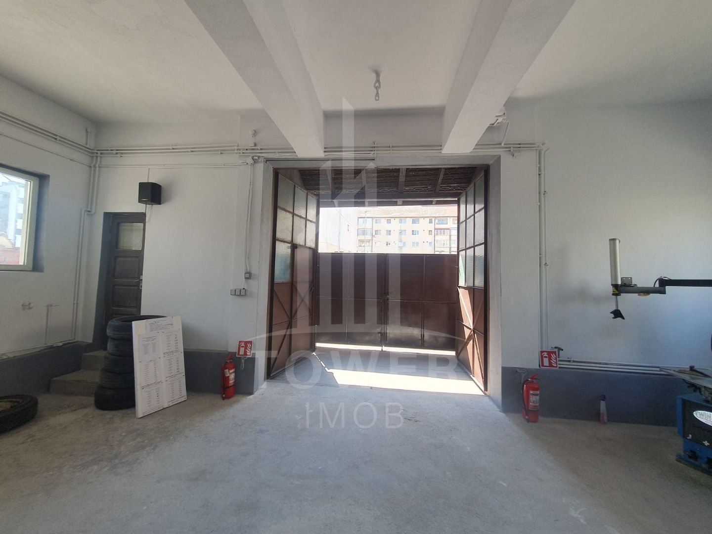 Spatiu industrial -hala (100 mp)- cu birou si baie (zona Garii) - Poză 6