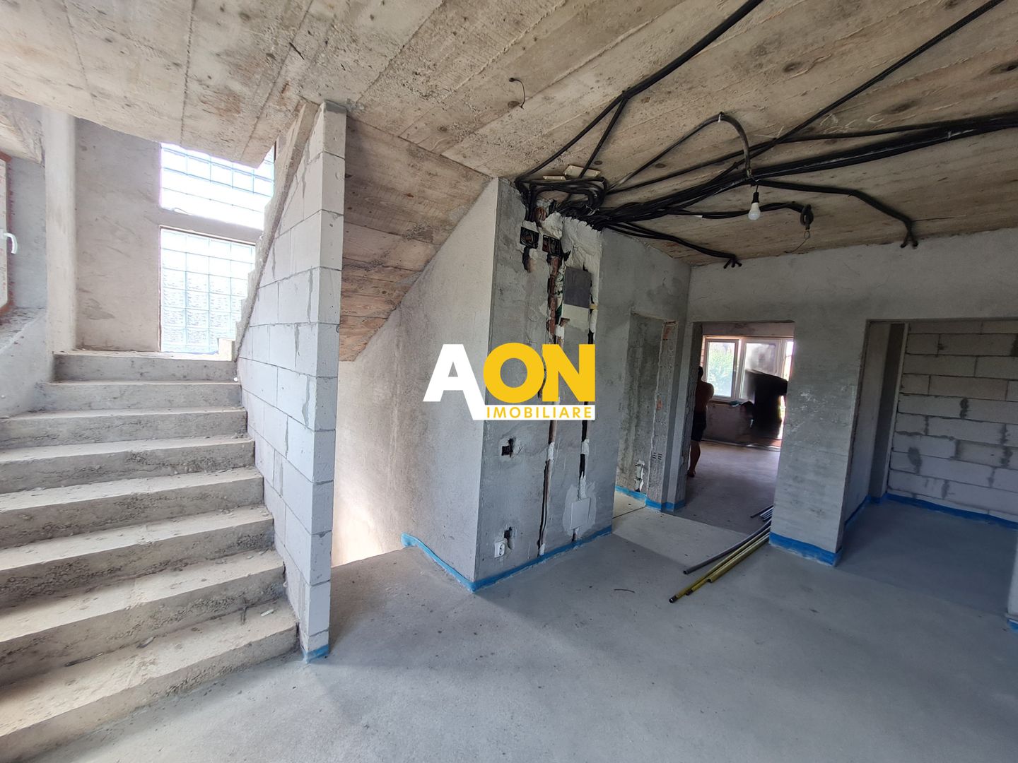 Casa 5 Camere, 284 mp, Teren 459/913, Toate Utilitatile, Zona Arex - Poză 7