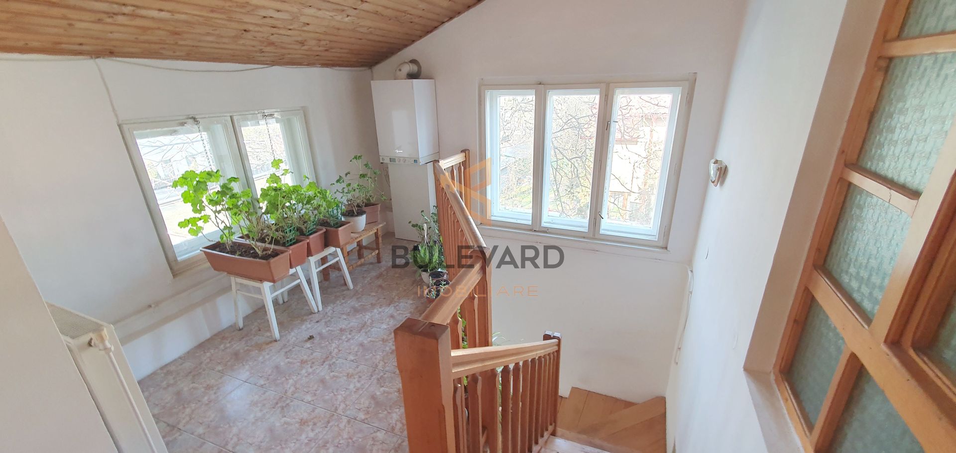 Apartament cu 4 camere de 100 mp, zona stadionului CFR! - Poză 13