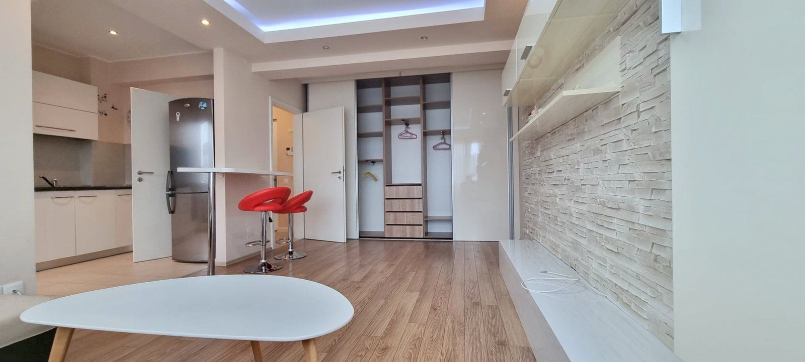 Apartament modern într-un complex rezidențial privat - Poză 5