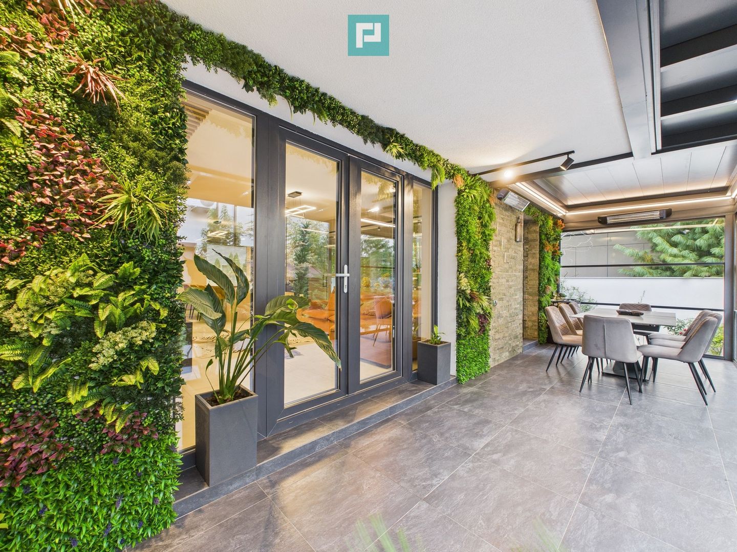 Casă modernă cu 5 camere, 4 băi și terasă închisă, Otopeni - Poză 28