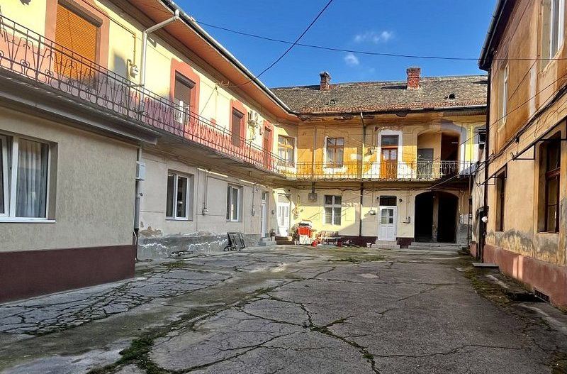 Apartament cu 2 camere, renovat si personalizat, in zona Centrala - Piața Traian - Poză 15