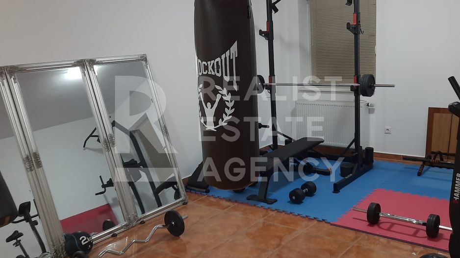 Spațiu comercial de închiriat, 90 mp, complexul Avantgarden, Brașov - Poză 5