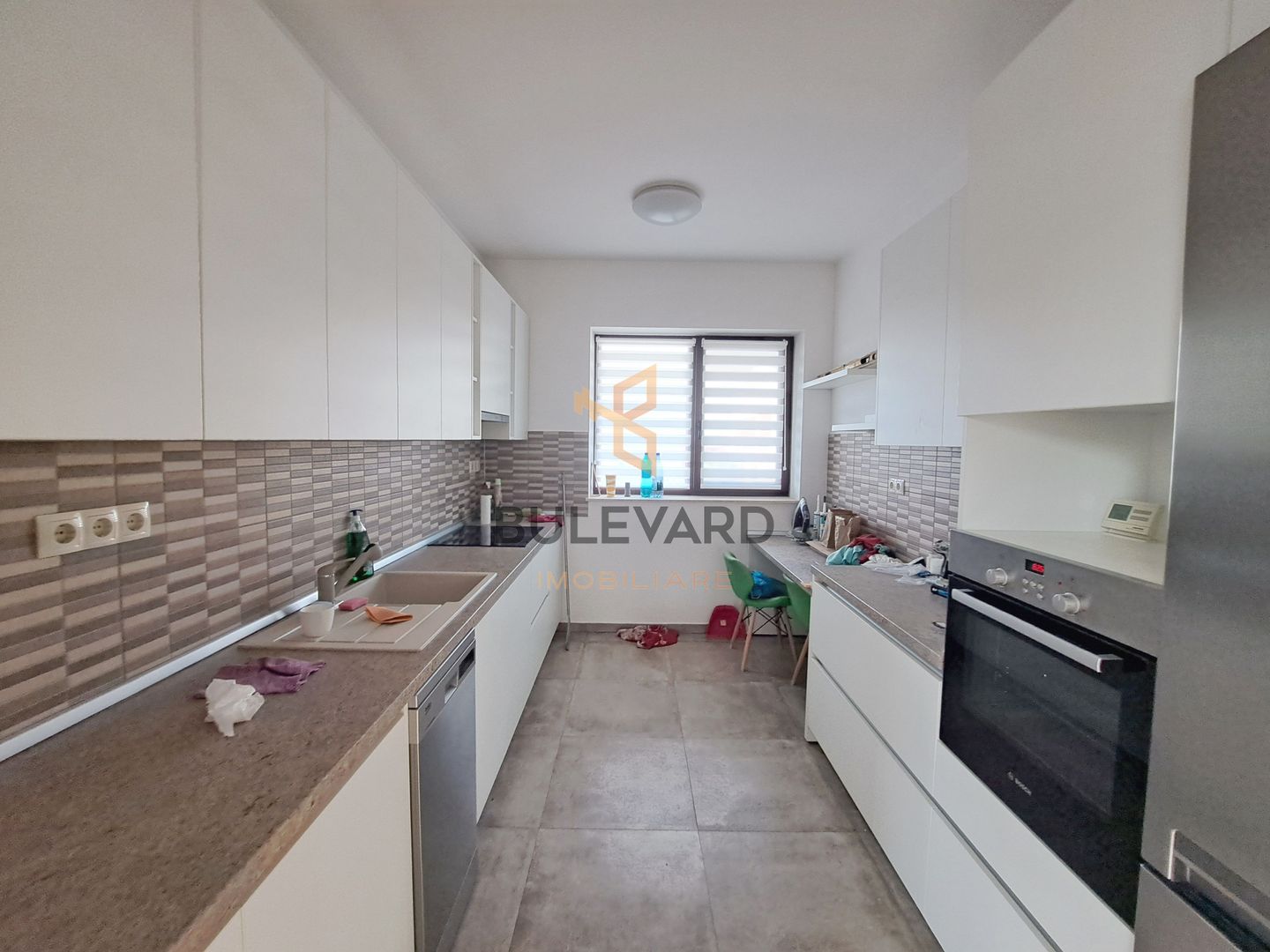 Casa tip duplex cu teren de  300 mp - Poză 4