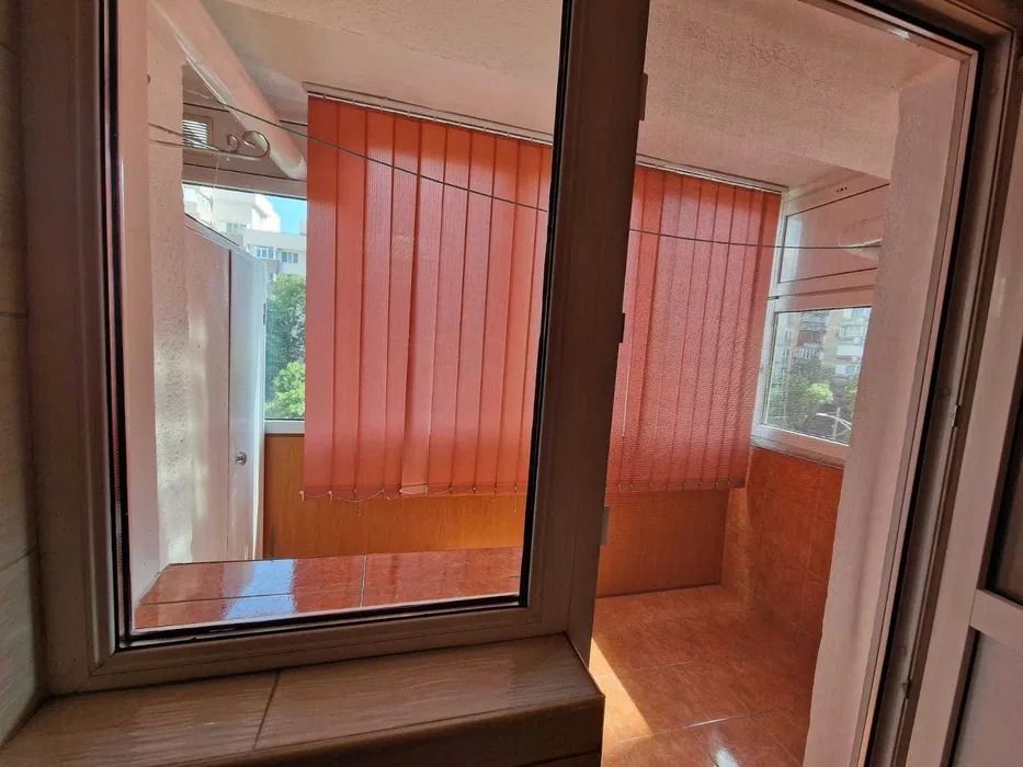 GARSONIERA PACII, CENTRALA TERMICA, BUCATARIE INCHISA, METROU 5 MINUTE - Poză 7