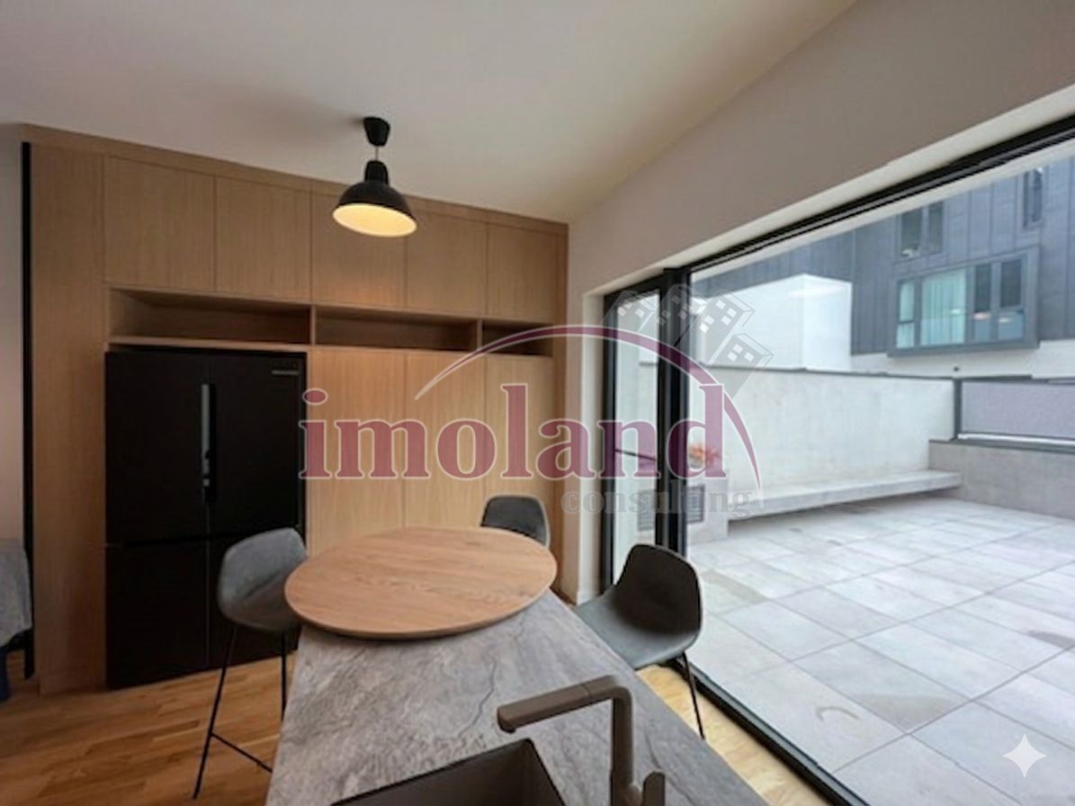 Vanzare - Townhouse 6 camere - mobilat + 2 locuri parcare Avalon Estate - Pipera - Poză 5