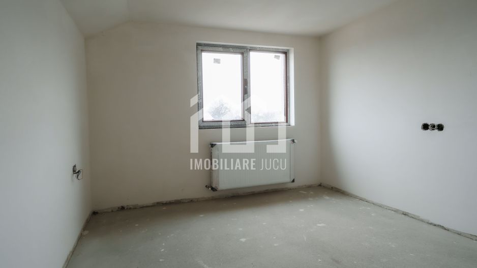 Casa individuala,4 camere,120mp,Teren 505mp, Garaj,Jucu - Poză 8
