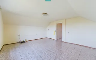Două case în curte, la 2 minute de Shopping City - Poză 22