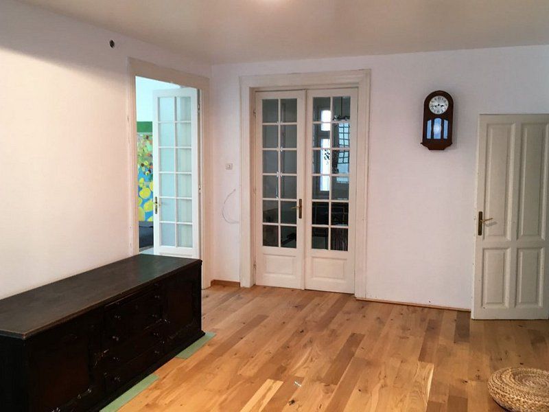 Etaj in vila ideal atelier, cabinet sau locuit, hub, activitati creative - Poză 3