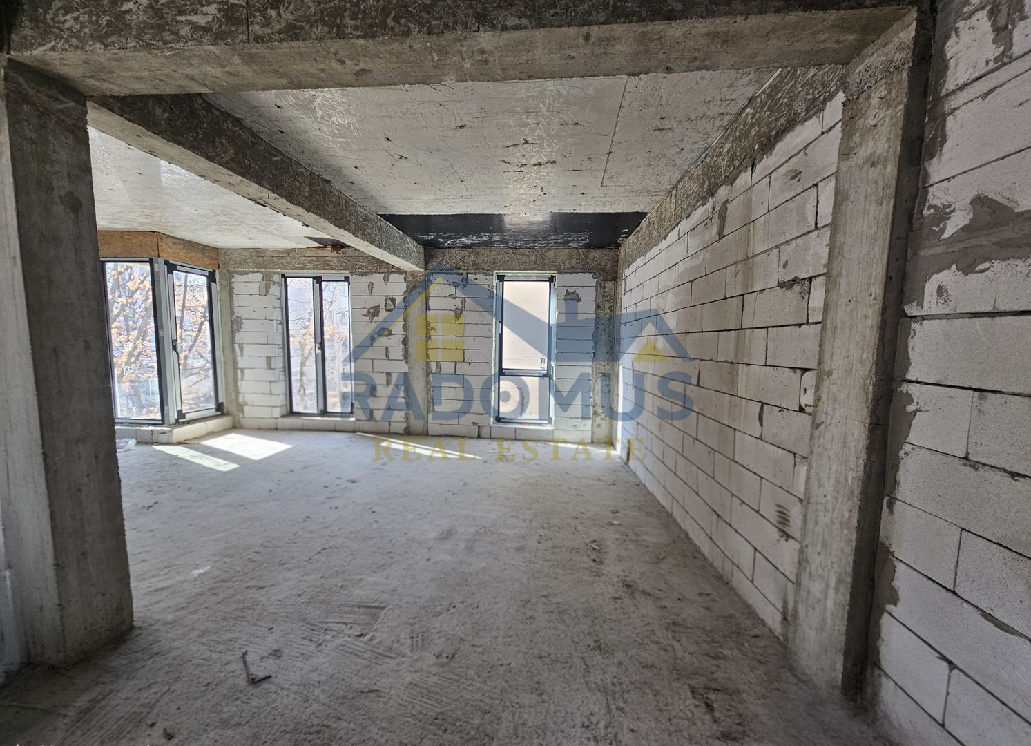 Oportunitate unică de închiriere – Clădire de birouri ultracentrală - Poză 18