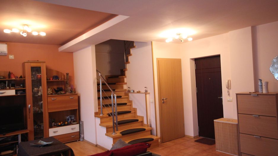 Apt cu  scara interioara  langa Kaufland Dumbravita - Poză 4