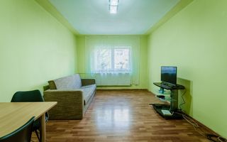 În Micălaca apartament cu 2 camere - Poză 2