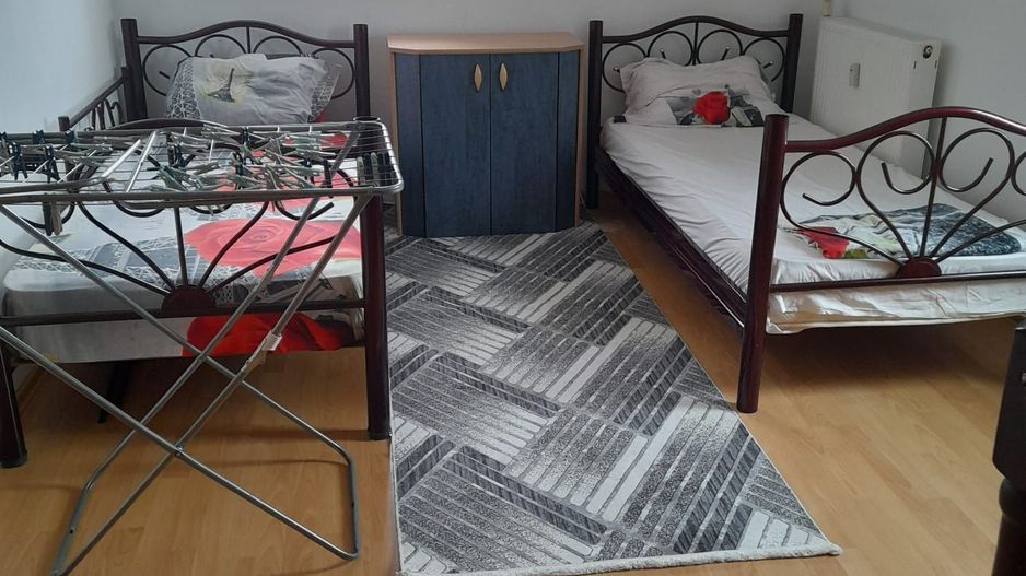 Mansarda  situata in Micro 21, cu balcon si vedere la Dunare - Poză 5