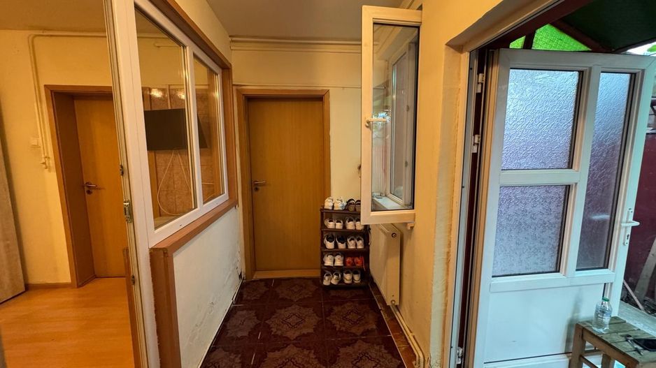 Casa de vânzare în zona Calea Sagului - Poză 10