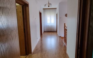 Casa - Vila - Ocnele Mari - Poză 13