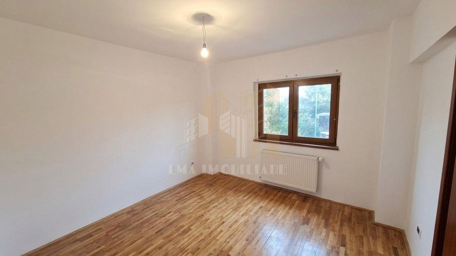 Apartament 4 camere Triaj Brasov - Poză 14