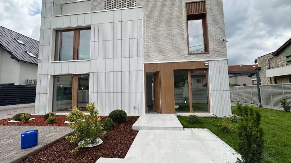 LUXURY VILLA  FOR SALE PIPERA - Poză 1