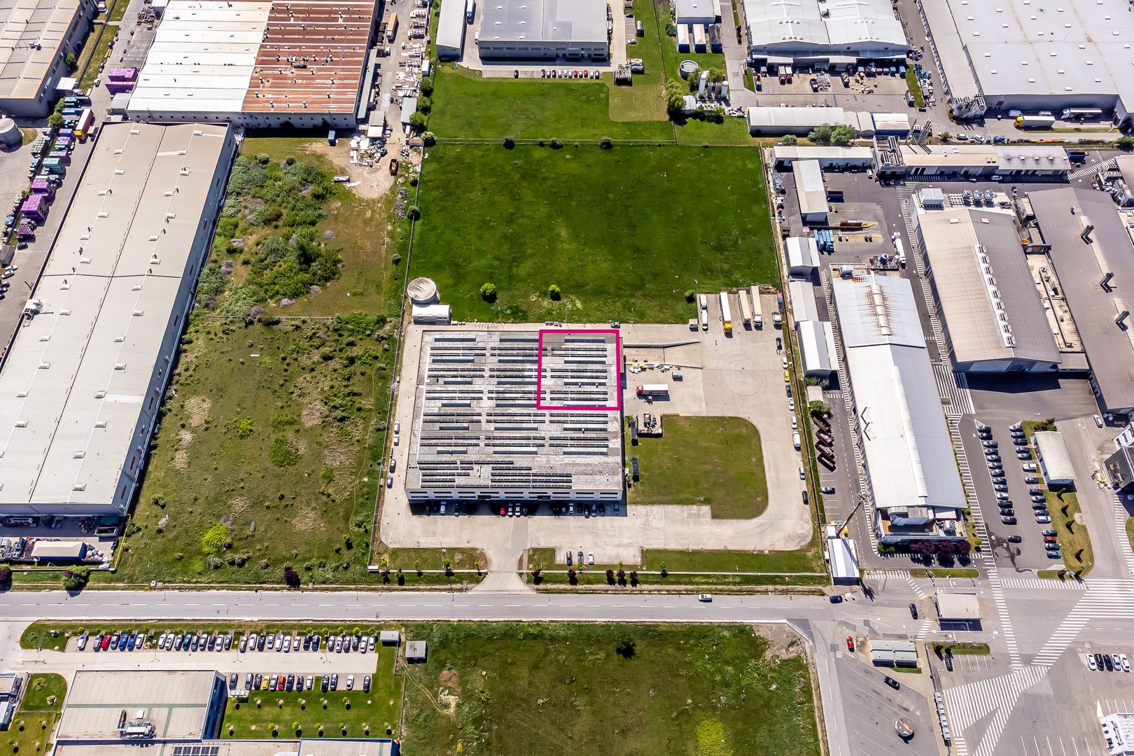 Hala in Arad 1000 mp cu Platformă Auto - Poză 8