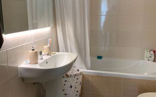 Apartament 3 camere si terasa in Turnisor - Poză 7
