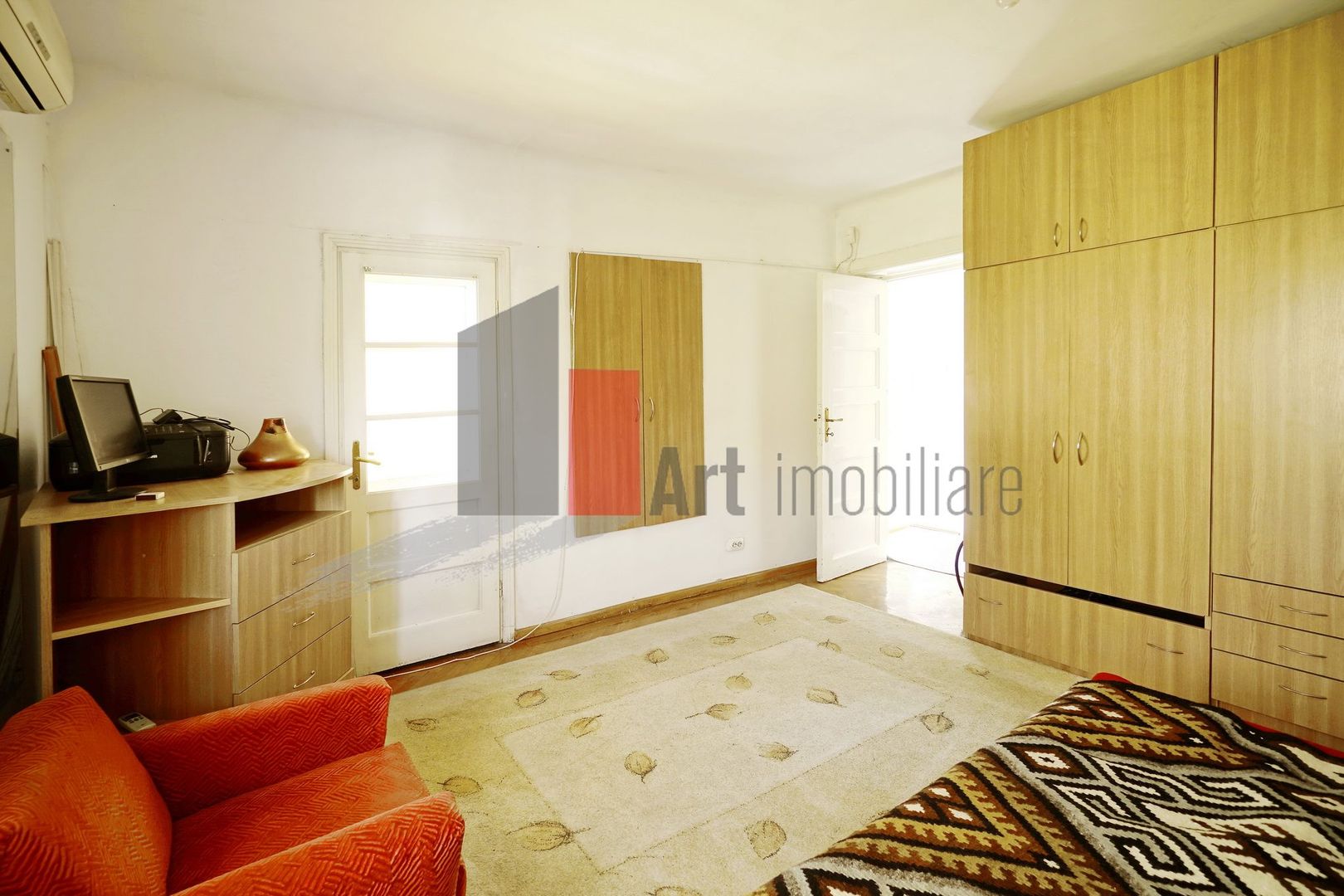 Vatra Luminoasa, jumatate de vila, intrare separata - Poză 11