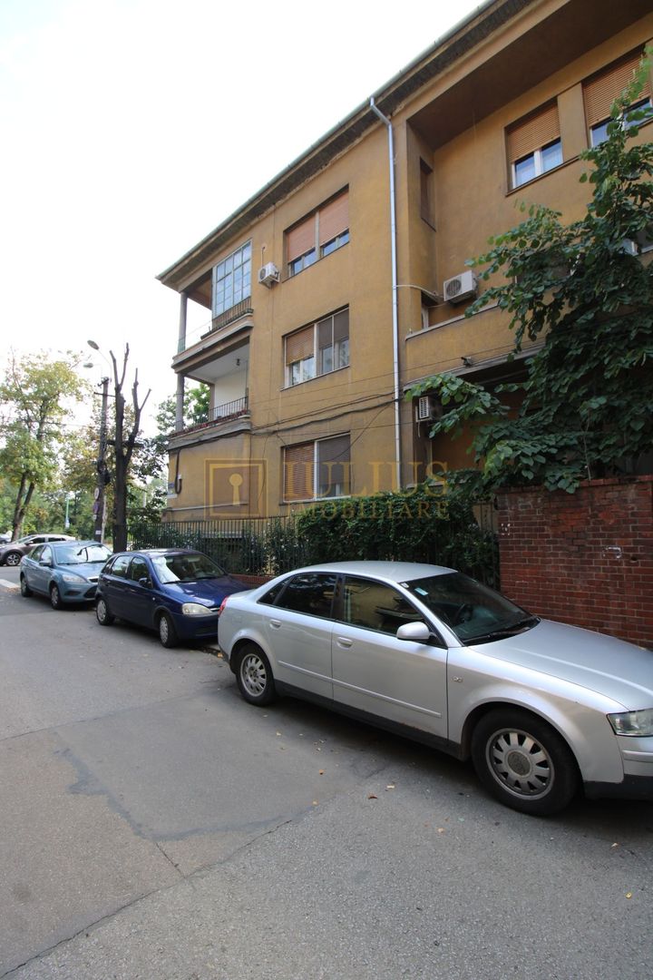 5 minute de mers pe jos de UMFT,  apartament foarte spatios - Poză 12