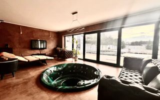 Vilă de Lux pe un Teren de 1700 mp Smart Home și Facilități Premium - Poză 9