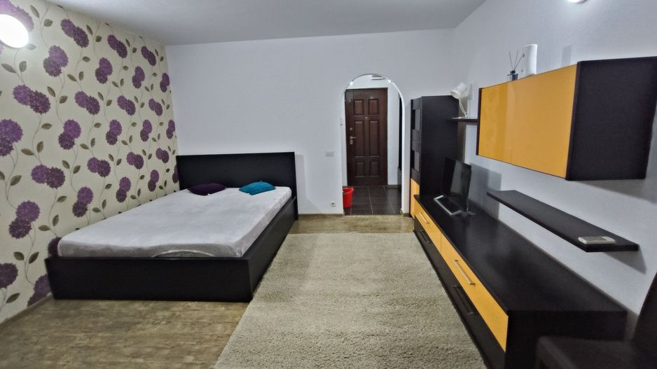 Garsoniera bloc metrou Gorjului/disponibil 06.10 - Poză 2