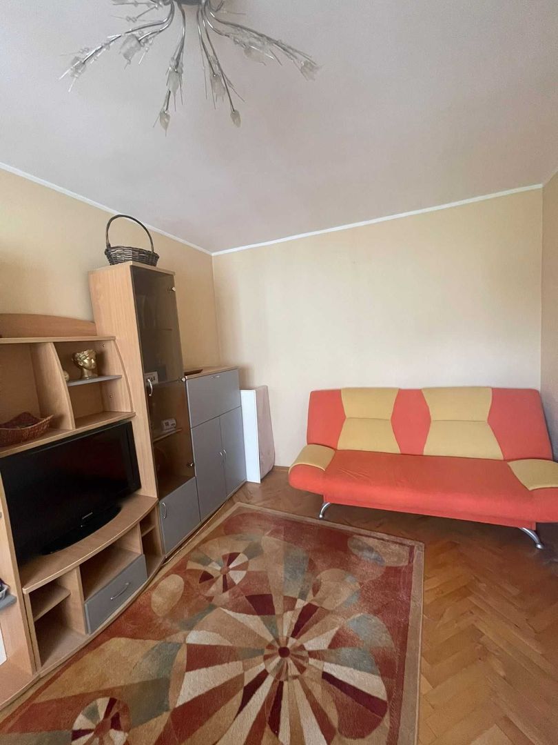 Ofer spre inchiriere apartament 2 camere decomandat – Mazepa 2 - Poză 8