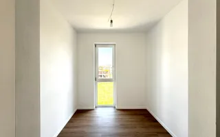 Comision 0! Duplex cu 5 camere despartit prin camera tehnica. Asfalt. - Poză 12