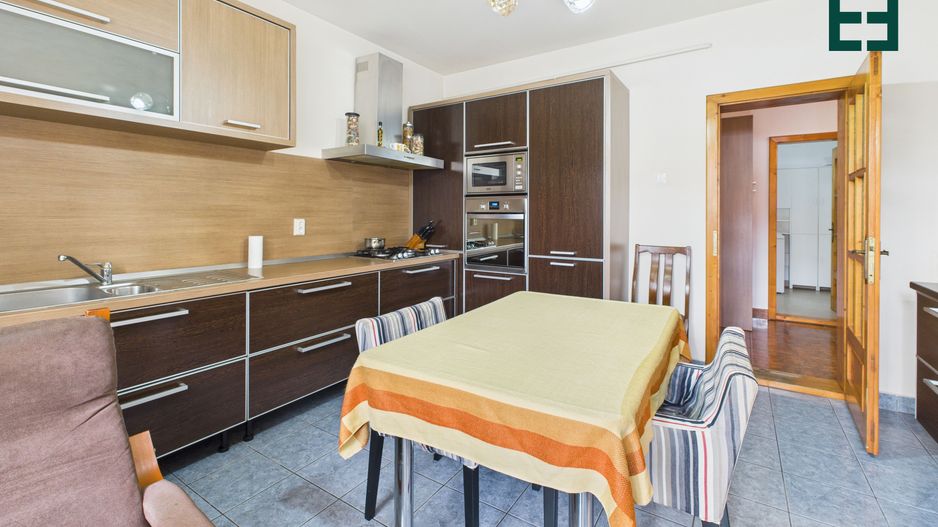 Casă tip Duplex cu 8 camere  - Zona Bujac - Arad - Poză 17