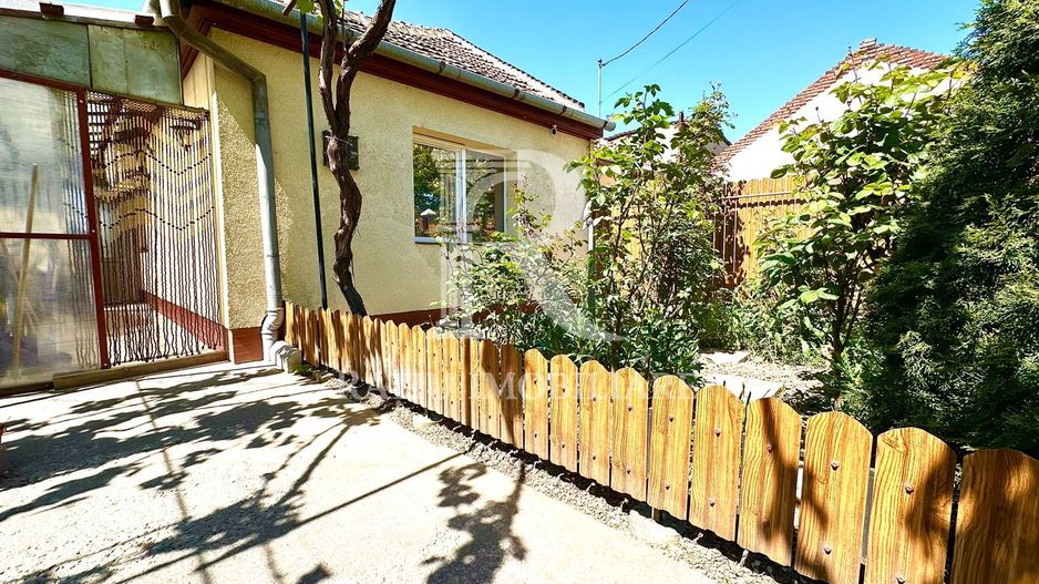 Casa 3 camere Individuala | Seleusului | Curte | Garaj | Oradea - Poză 9