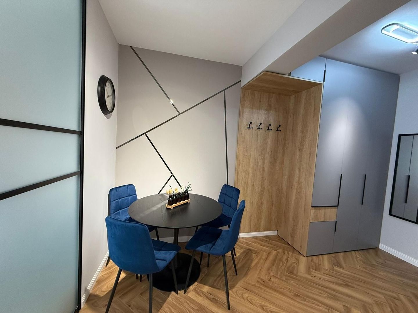 Apartament cu două camere la cheie - Poză 4