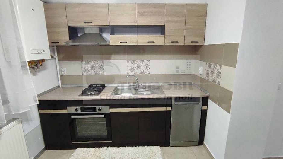 Apartament modern cu 2 camere si parcare - zona Nicolina - 400€ - Poză 4