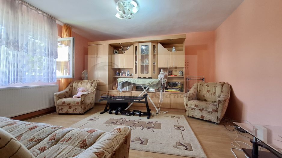 Liber, de vanzare apartament 3 camere Valea Lupului Iasi, baie cu geam - Poză 5