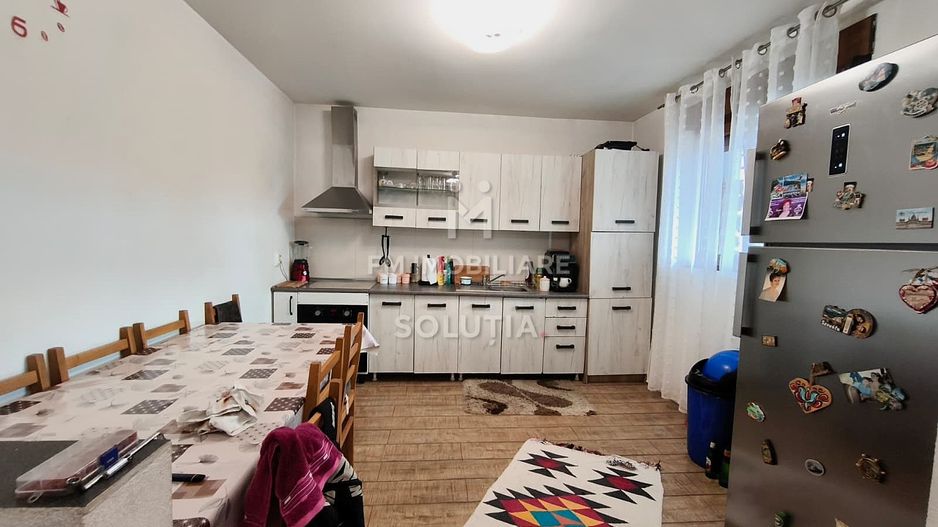 Casă de vânzare - Săsar - 4 dormitoare - teren 459 - garaj - Poză 12