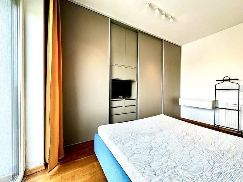 Apartament cu 2 camere, priveliște spre pădure, cochet si primitor, zona Lipovei - Poză 21