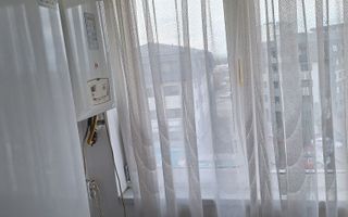 Particular. Vand apartament 2 camere.decomandat - Poză 5