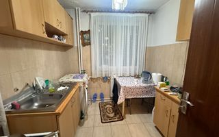 3 semidecomandate,  etaj 1, zona Supeco - 100 000 Euro - Poză 5