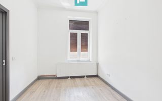 Spațiu central Jiga – birou sau locuință - Poză 6