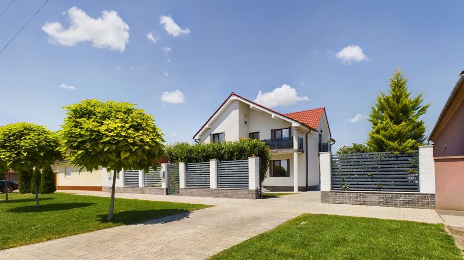 Vilă modernă cu 5 camere Curtici - Poză 19