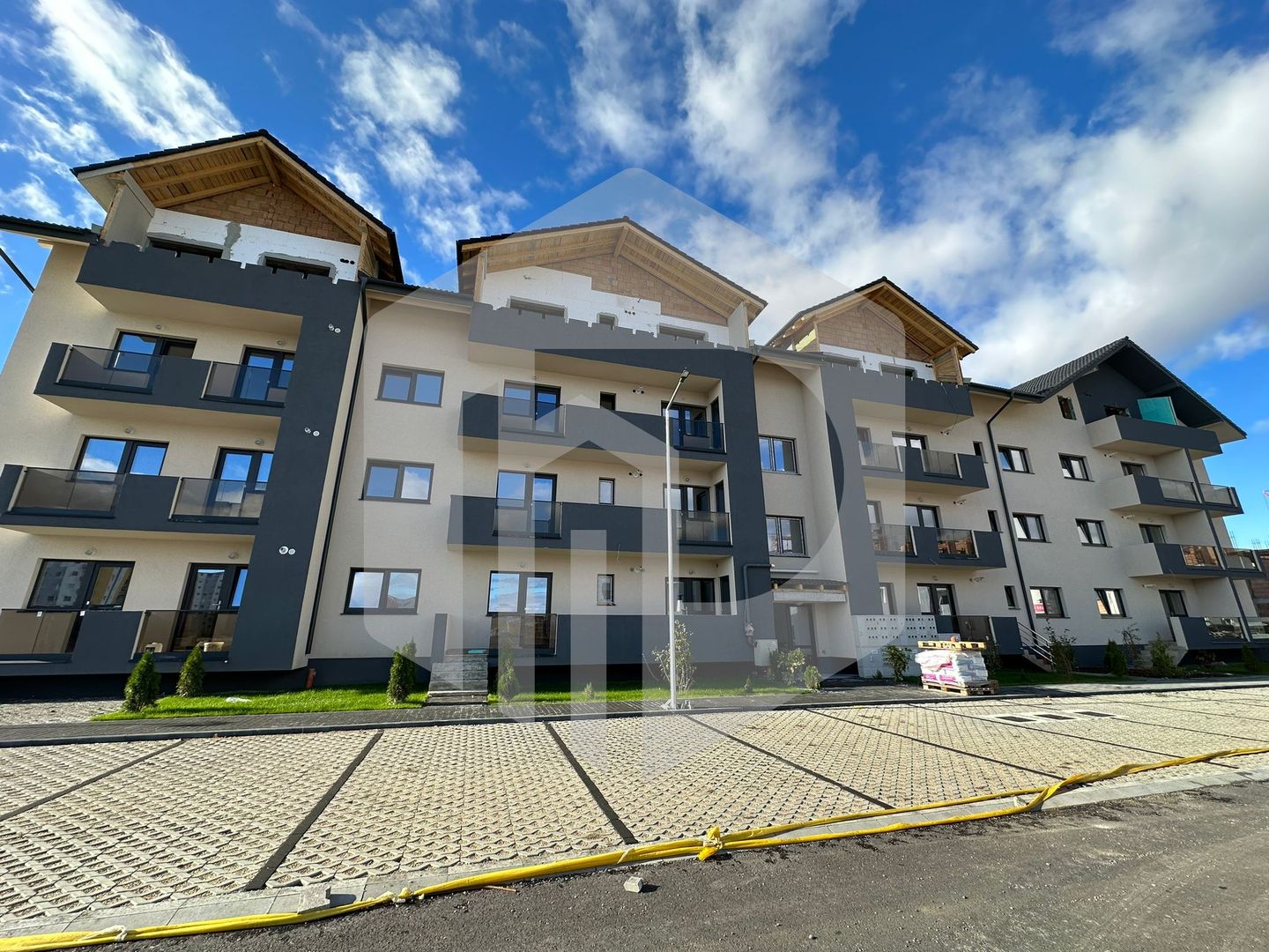 Parter cu gradina | Apartament 2 Camere| Mihai Viteazul | DECOMANDAT - Poză 4