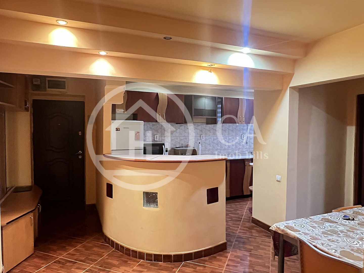 Apartament cu 3 camere de inchiriat in zona Decebal, Oradea - Poză 3