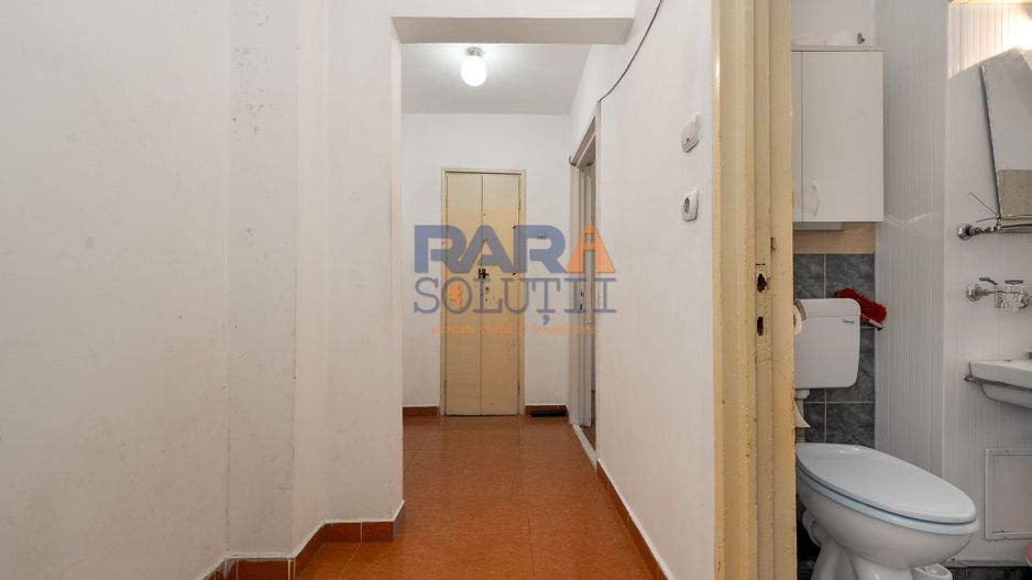 3 camere, etaj 1, lângă Primărie - Poză 12