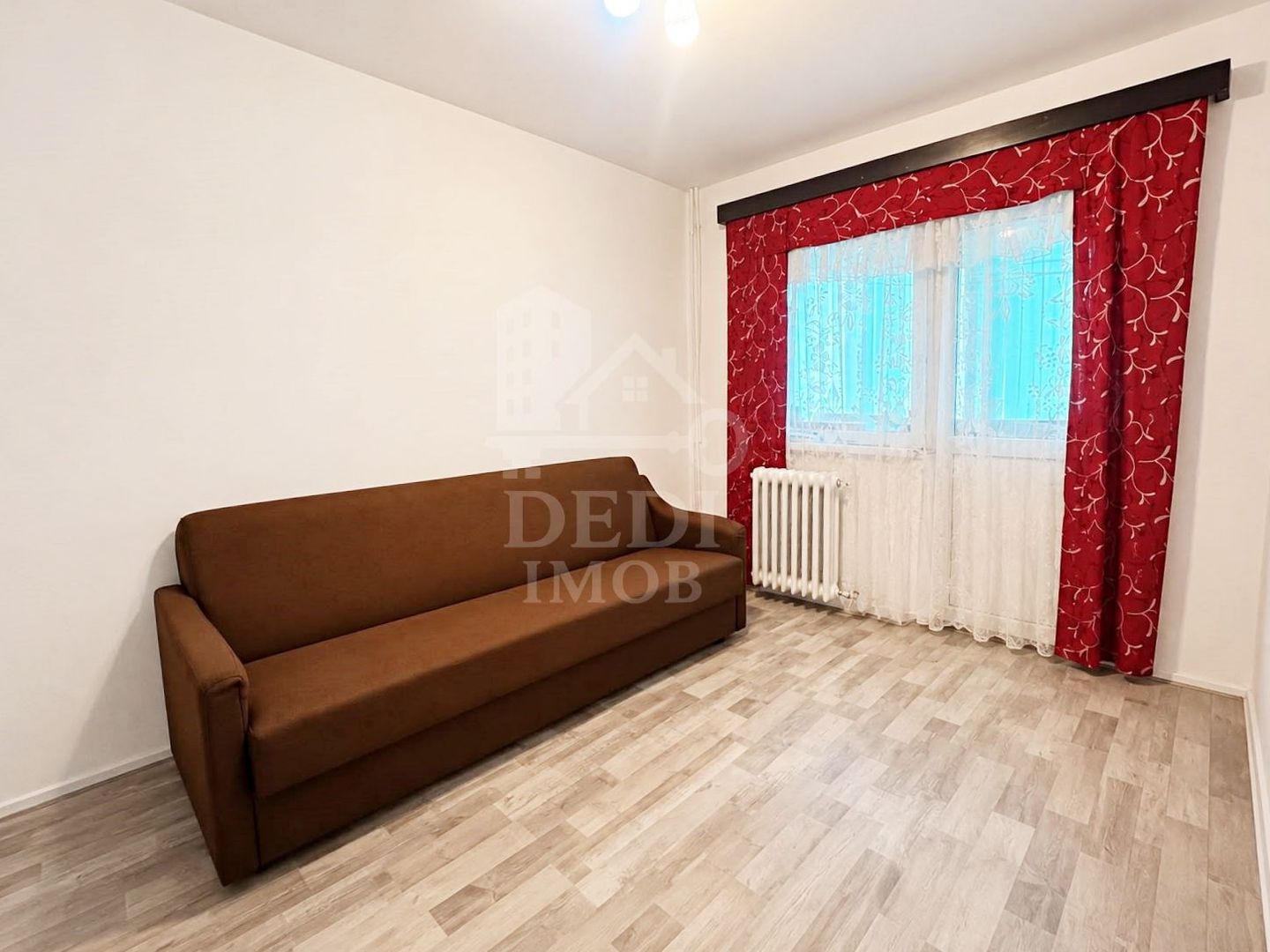 Apartament cu 2 camere de vanzare zona Rogerius, Oradea - Poză 4