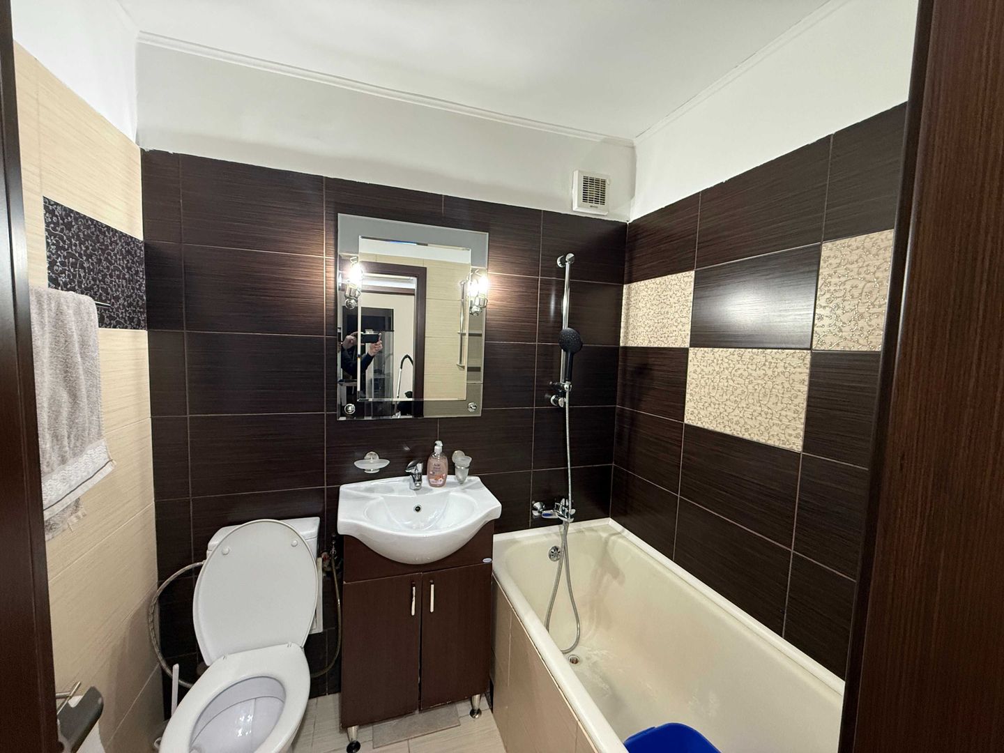 Apartament 3 camere bloc anvelopat Valea Ialomitei, Drumul Taberei - Poză 5