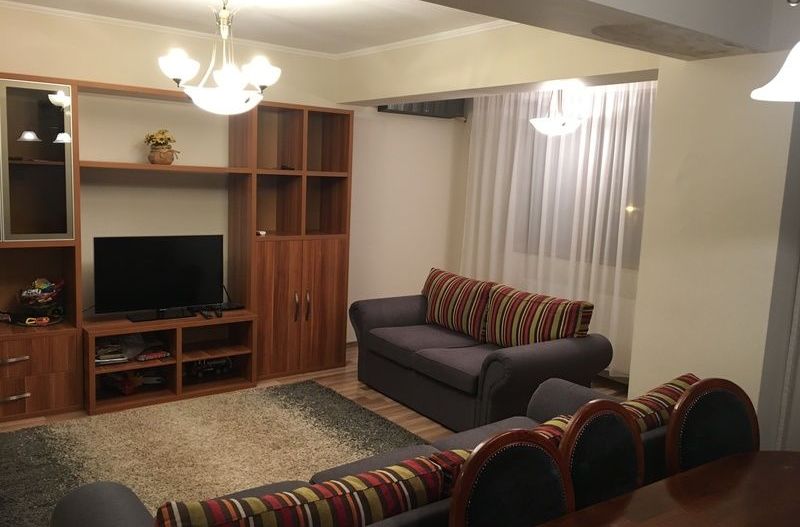 🏡 3 Camere 130 mp | Mobilat Lux | Parcare Subterană | Centrală| Cartier Latin - Poză 2