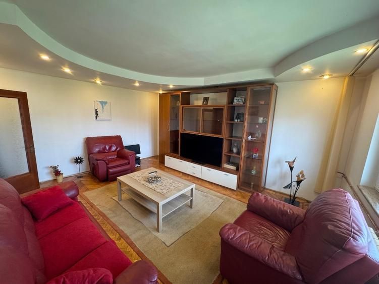 Vânzare 3 Camere Adiacent Mircea Vodă 84 mp, Etaj 6, 2 Băi, Reabilitat - Poză 3