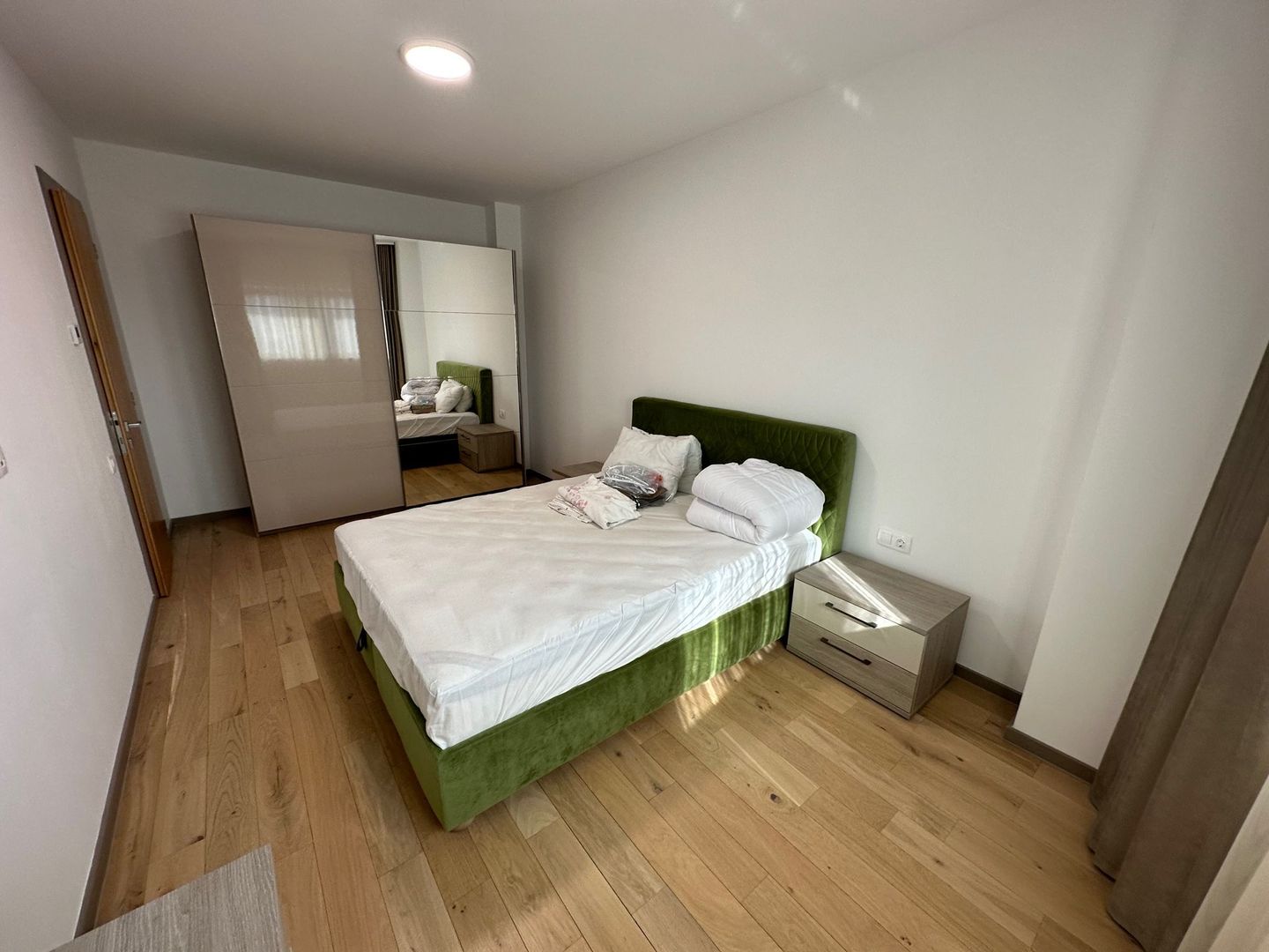 Apartament bloc nou 3 camere - parcare subterana - Poză 10