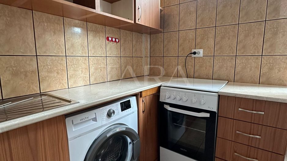 Garsonieră spațioasă și luminoasă – Strada Grigore Alexandrescu. - Poză 4